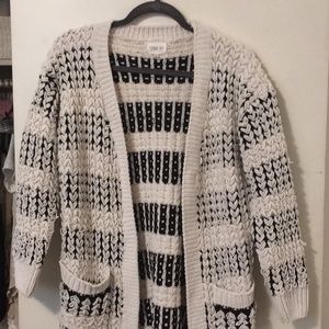 ‘Sienna Sky’ White & Black Chunky Knit Cardigan